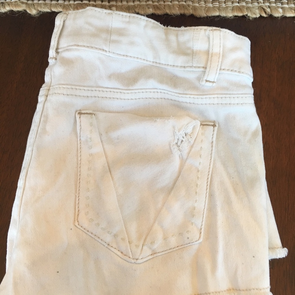 Hippie Laundry JEAN shorts White - Picture 4 of 5